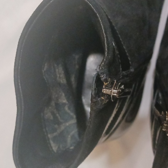 Aquatalia Black Suede and Patent Leather Boots Ankle Booties Size 7.5 - Picture 11 of 13